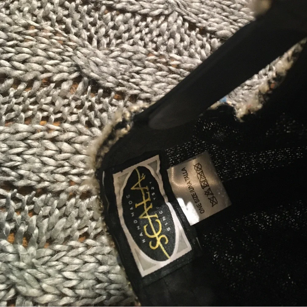 Scala hat/ adjustable - Picture 5 of 6